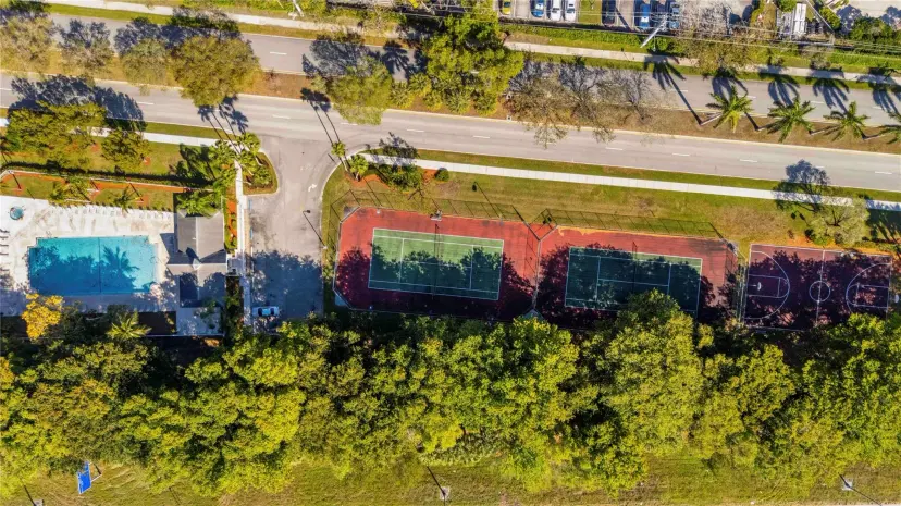Picture of 11010 Light House CT 11010, Tamarac FL 33321