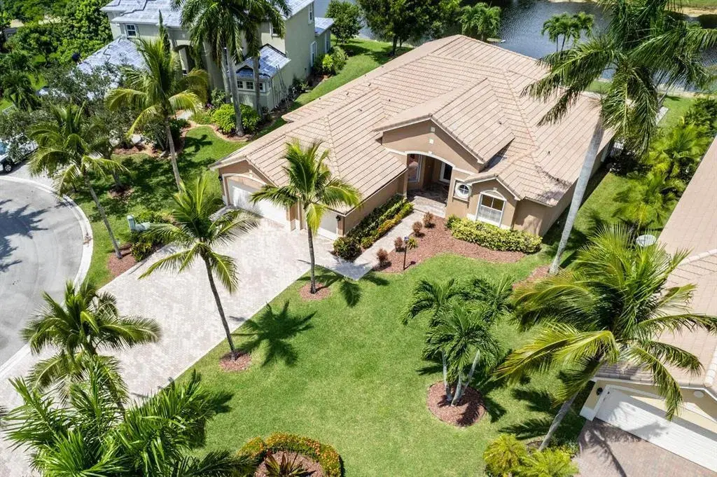 Picture of 6948 NW 110Th Lane, Parkland, FL 33076