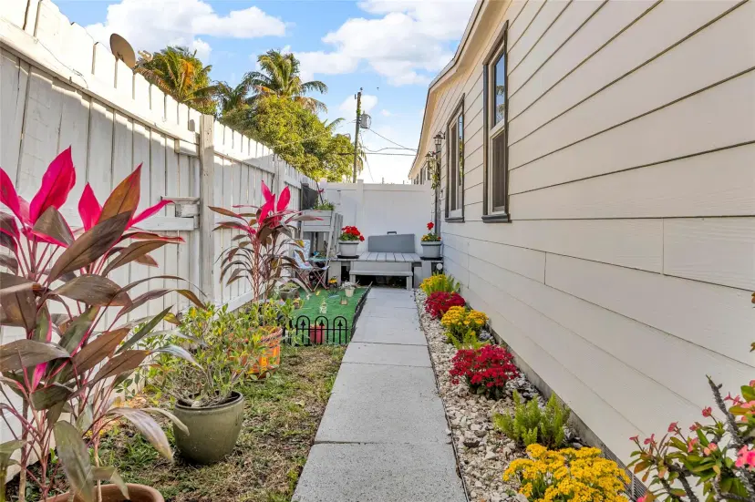 Picture of 622 NW 1St Ave, Boynton Beach FL 33426