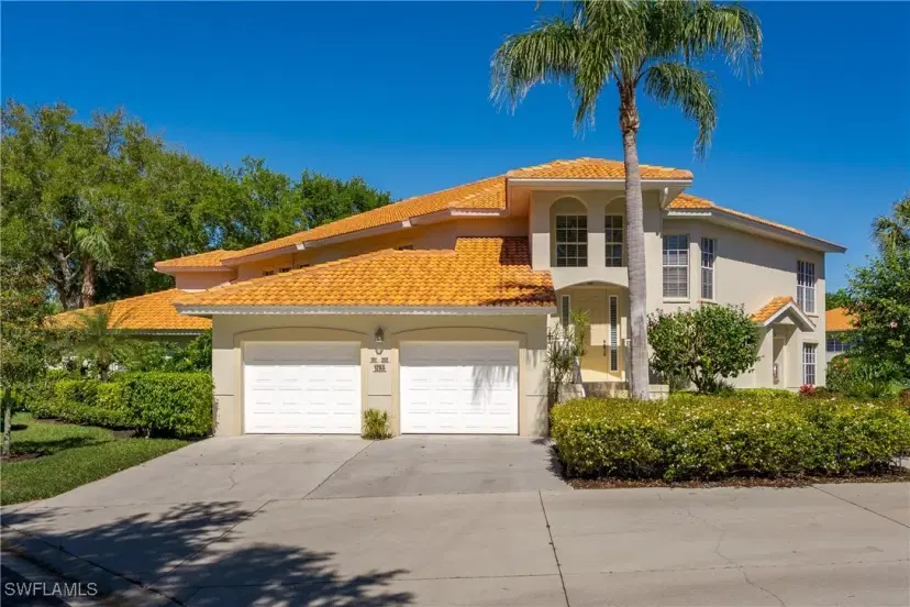 Picture of 1265 Egrets Lndg 202, Naples FL 34108