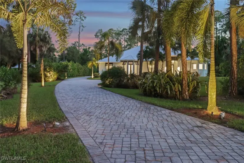 Picture of 4950 Palmetto Woods Dr, Naples FL 34119