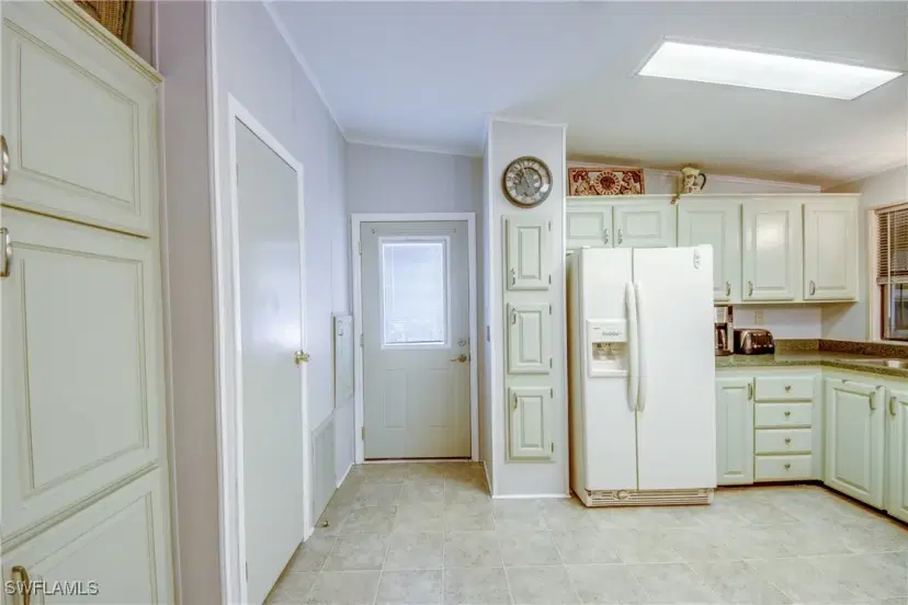 Picture of 5020 Gulfgate Ln, St. James City FL 33956