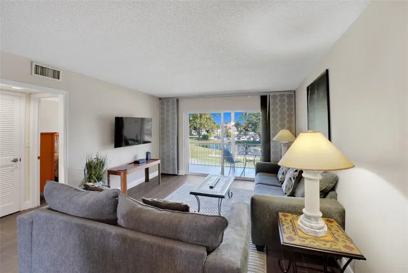 Picture of 8980 S Hollybrook Blvd 304, Pembroke Pines FL 33025