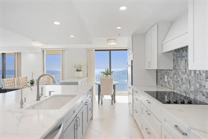 Picture of 3400 S Ocean Boulevard 7Eii, Palm Beach FL 33480
