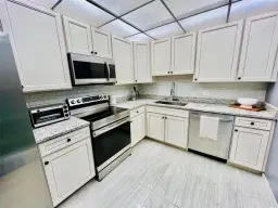 Picture of 2500 Parkview Dr 619, Hallandale Beach, FL 33009