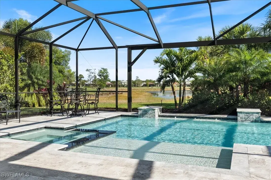 Picture of 9445 Sanderling Ct, Naples, FL 34120