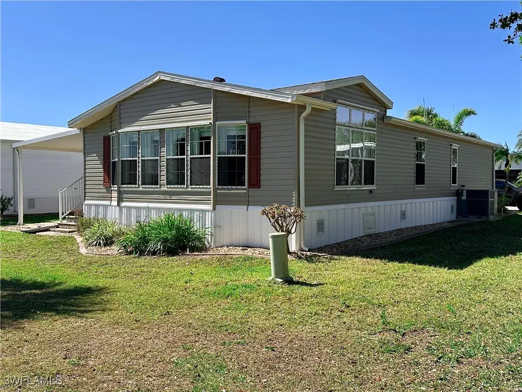 Picture of 2100 Kings Hwy 908, Punta Gorda, FL 33980