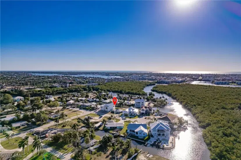 Picture of 1159 Holiday Ln, Naples FL 34104