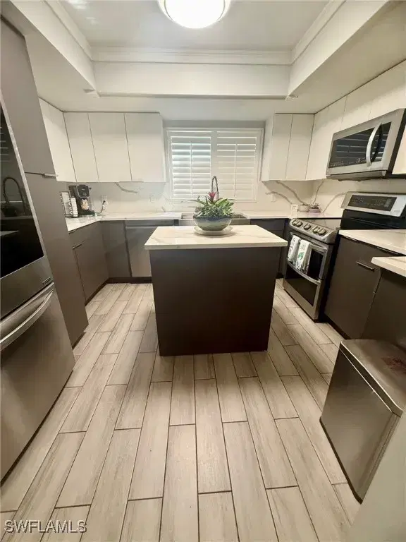 Picture of 1020 Palm View Dr 101C, Naples, FL 34110