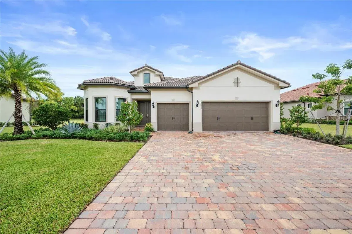 Picture of 9132 Balsamo Drive, Palm Beach Gardens, FL 33412
