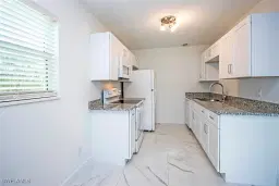 Picture of 601 Periwinkle Way D1, Sanibel, FL 33957