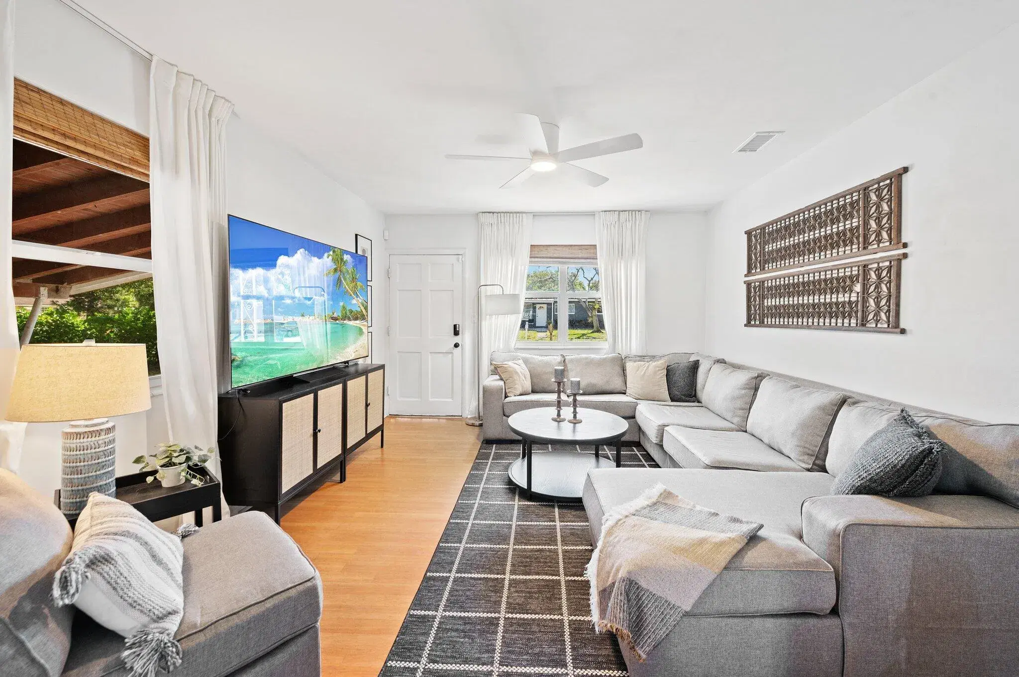 Picture of 1021 S 14Th Court, Lantana, FL 33462