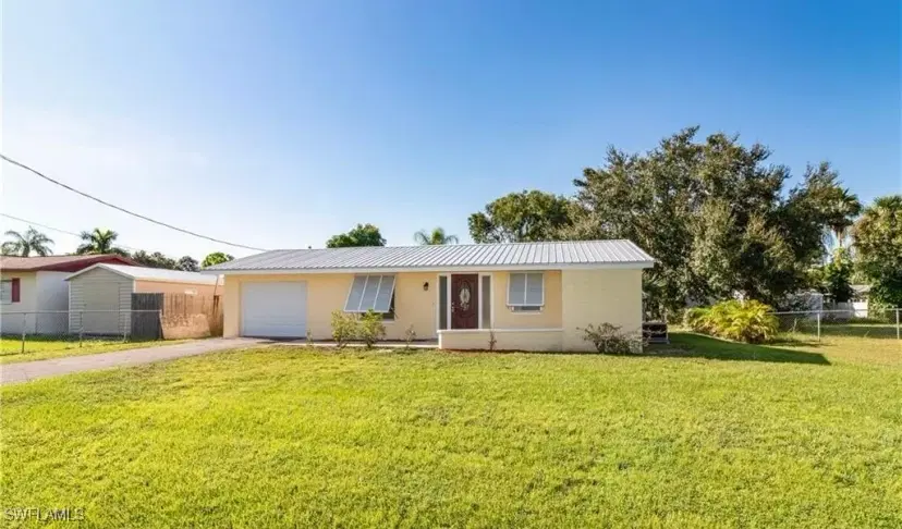 Picture of 12316 Davis Blvd, Fort Myers FL 33905