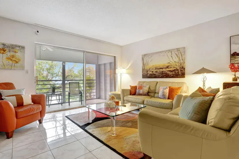 Picture of 3581 Inverrary Dr 403, Lauderhill FL 33319