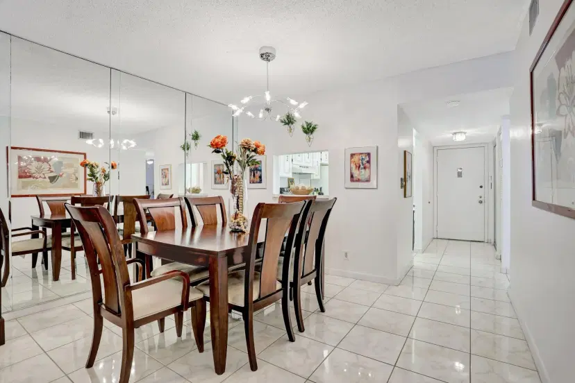 Picture of 3581 Inverrary Dr 403, Lauderhill FL 33319