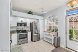 Picture of 194 Newport Dr 903, Naples, FL 34114
