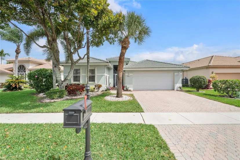 Picture of 8833 Via Tuscany Drive, Boynton Beach FL 33472