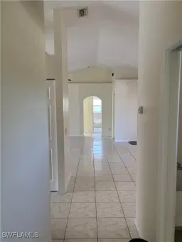 Picture of 546 Long Island St E, Lehigh Acres, FL 33974
