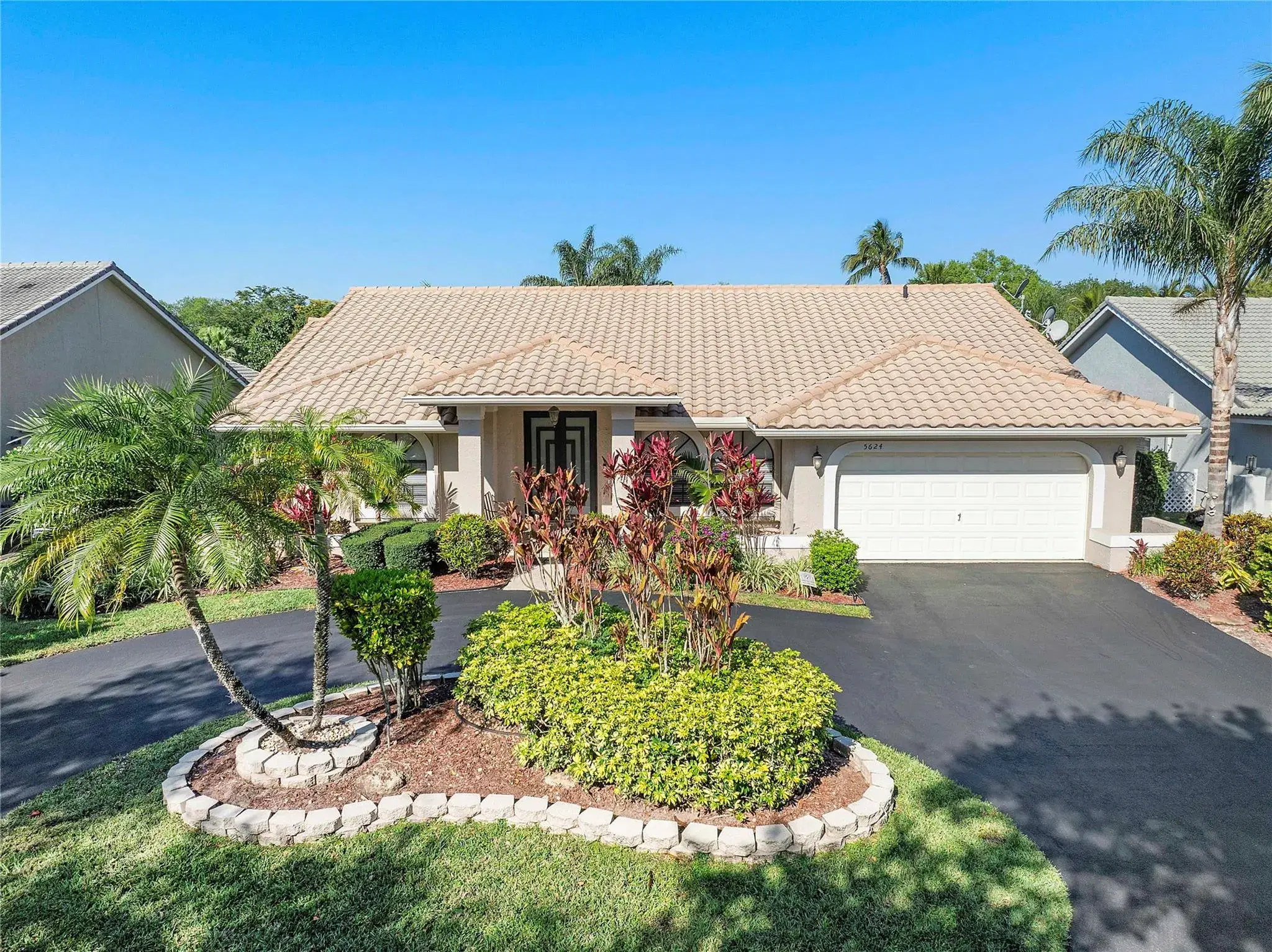 Picture of 5624 NW 87Th Way, Coral Springs, FL 33067