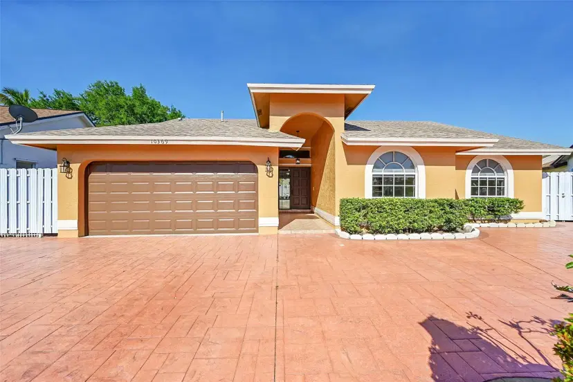 Picture of 10369 Welleby Isles Ln, Sunrise FL 33351