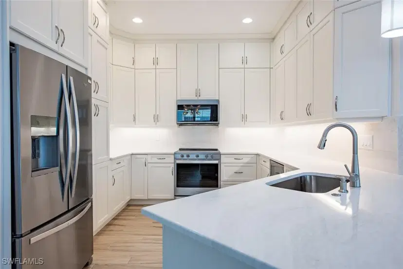 Picture of 6350 Negril Isle Dr, Naples FL 34113