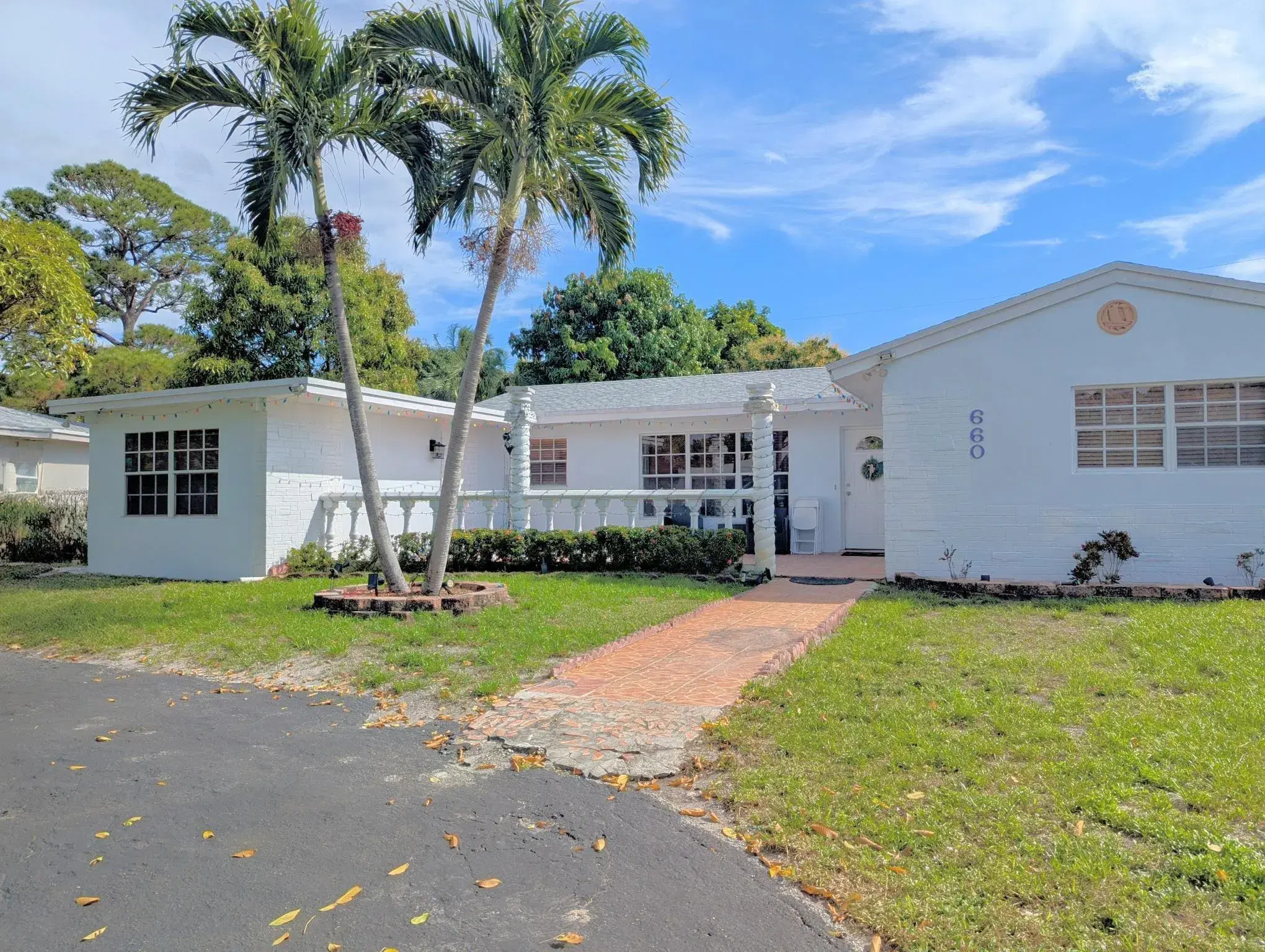 Picture of 660 E Melrose Cir, Fort Lauderdale, FL 33312