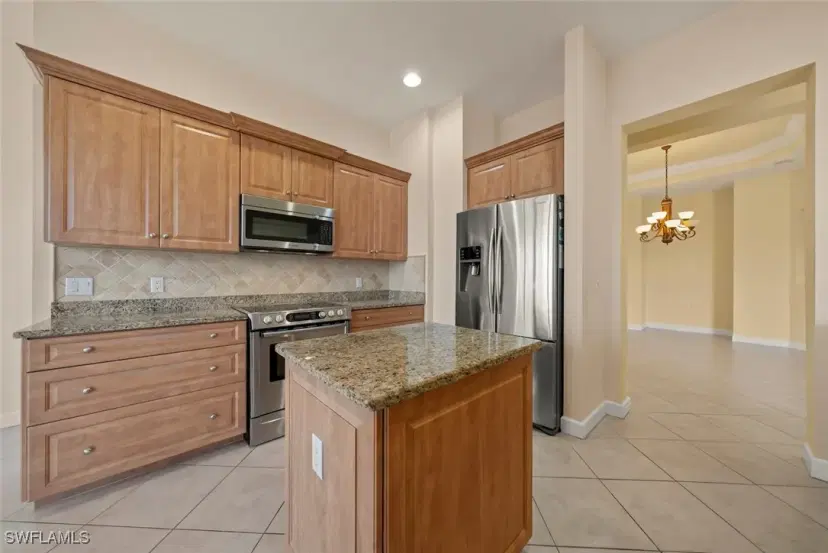 Picture of 9621 Cypress Hammock Cir 202, Estero FL 34135