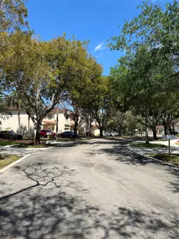 Picture of 5870 SW 99Th Ter, Cooper City, FL 33328