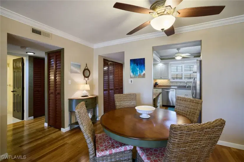 Picture of 2121 Collier Ave 518, Fort Myers FL 33901