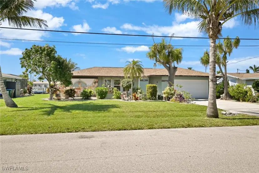 Picture of 4524 SE 1St Pl, Cape Coral FL 33904