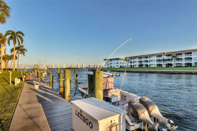 Picture of 100 Paradise Harbour Blvd 502, North Palm Beach FL 33408