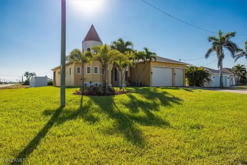 Picture of 1539 NW 42Nd Ave, Cape Coral FL 33993