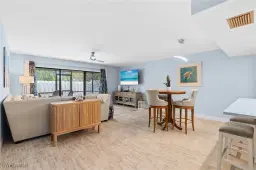 Picture of 800 Meadowland Dr # N, Naples, FL 34108