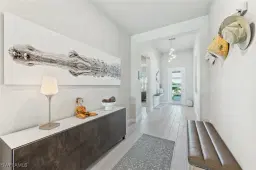 Picture of 8888 Redonda Dr, Naples, FL 34114