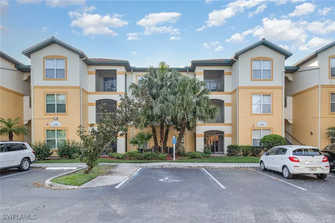 Picture of 11500 Villa Grand 315, Fort Myers, FL 33913