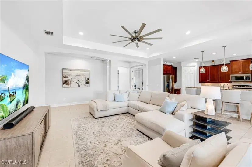 Picture of 10142 Avonleigh Dr, Bonita Springs FL 34135