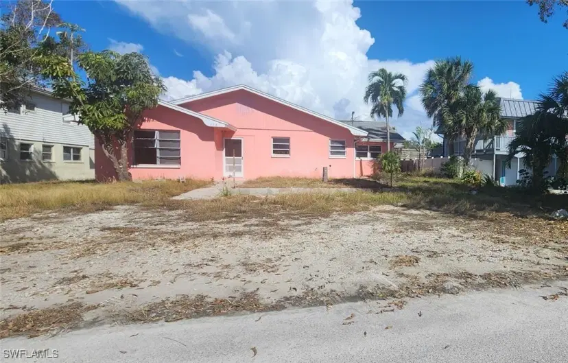 Picture of 132/134 Tropical Shore Way 134, Fort Myers Beach FL 33931