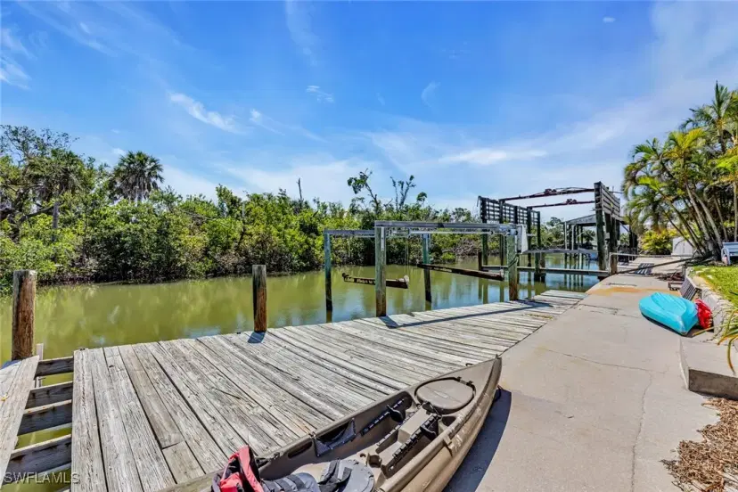 Picture of 132/134 Tropical Shore Way 134, Fort Myers Beach FL 33931