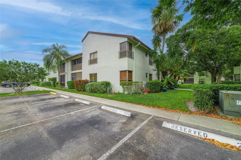 Picture of 3119 Cocoplum Circle 33105, Coconut Creek FL 33063
