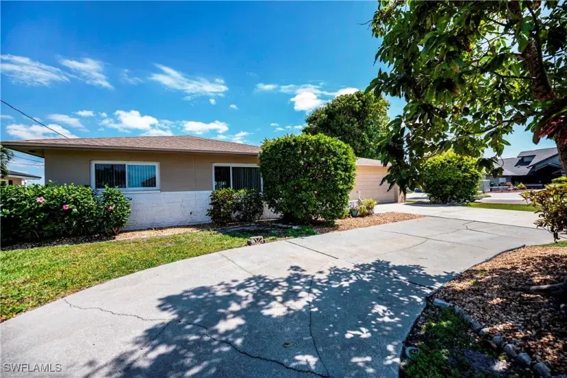 Picture of 3521 SE 19Th Ave, Cape Coral FL 33904