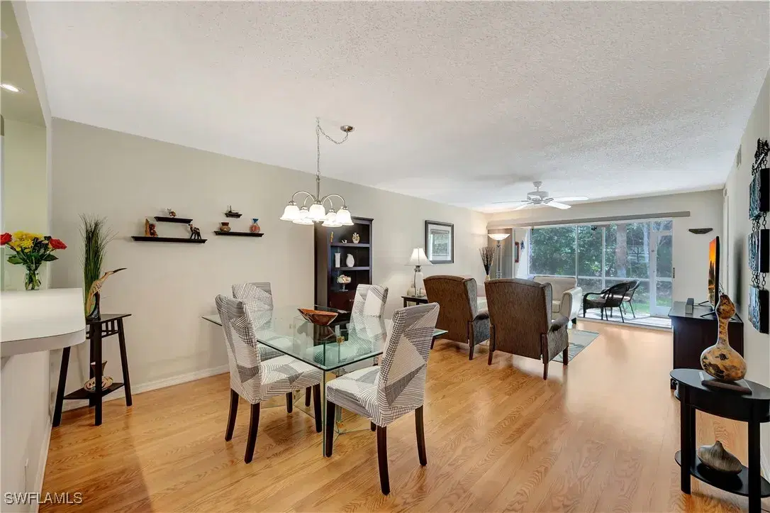 Picture of 745 Landover Cir 102, Naples, FL 34104