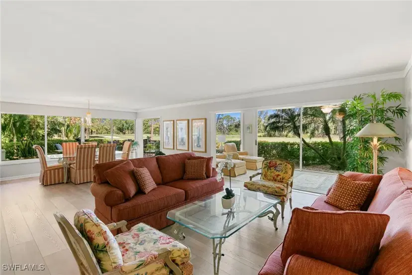 Picture of 1111 Wildwood Ln 1111, Naples FL 34105