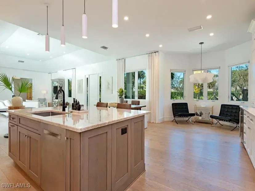 Picture of 7026 Oakmont Pkwy, Naples FL 34108