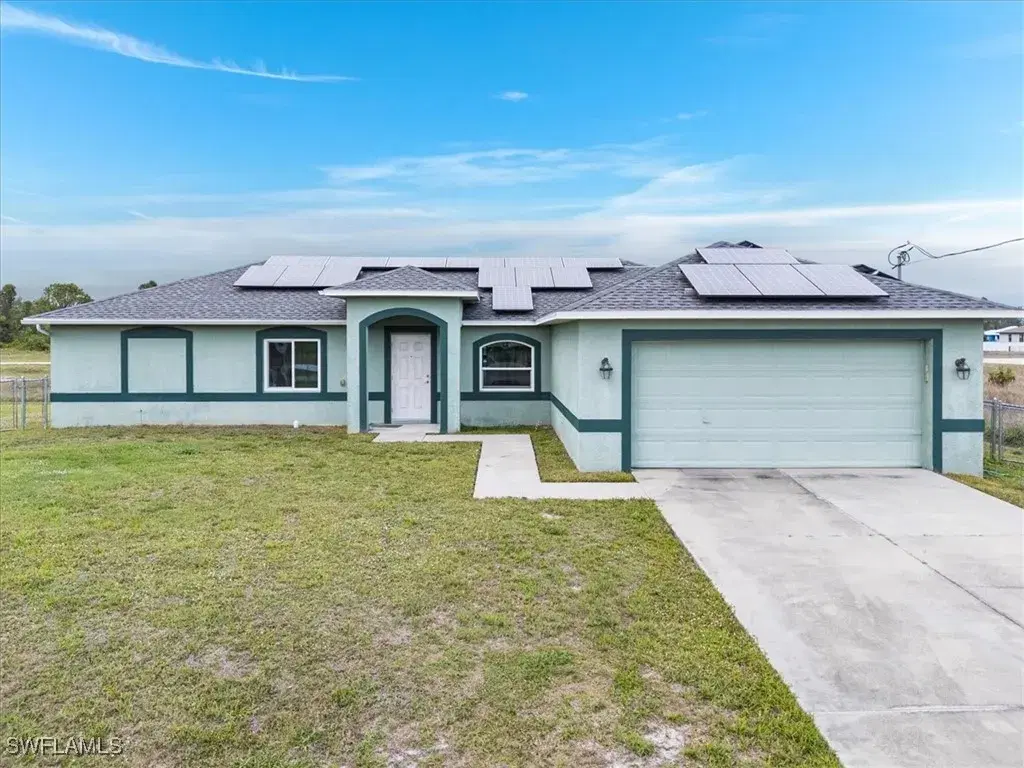 Picture of 511 Kimberly Ct, Lehigh Acres, FL 33974