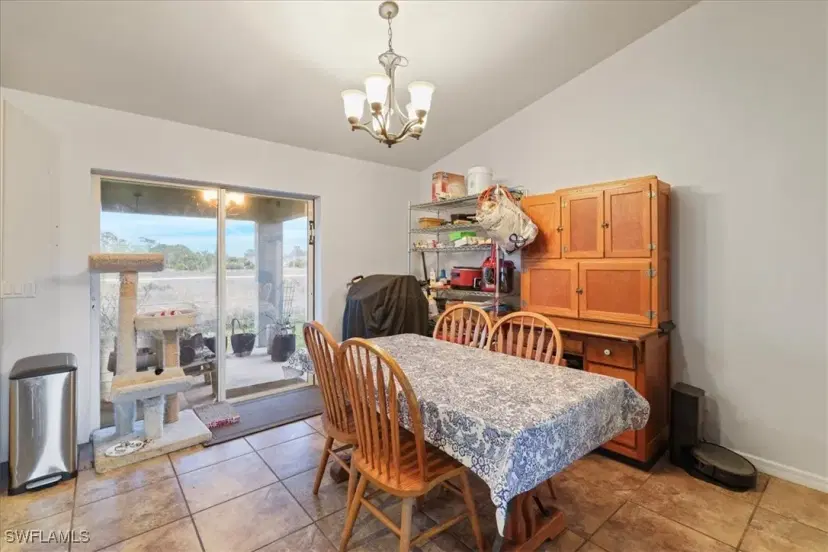 Picture of 511 Kimberly Ct, Lehigh Acres FL 33974