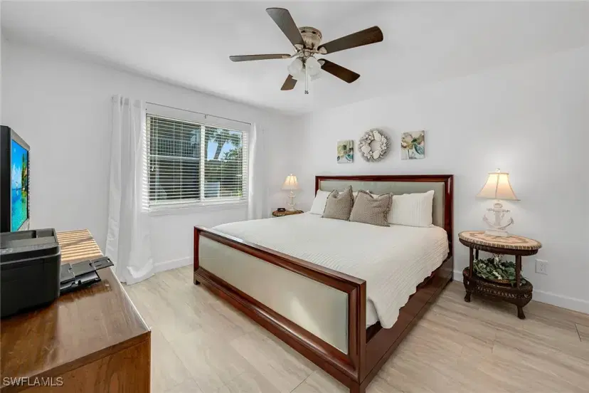 Picture of 825 W Elkcam Cir 102, Marco Island FL 34145