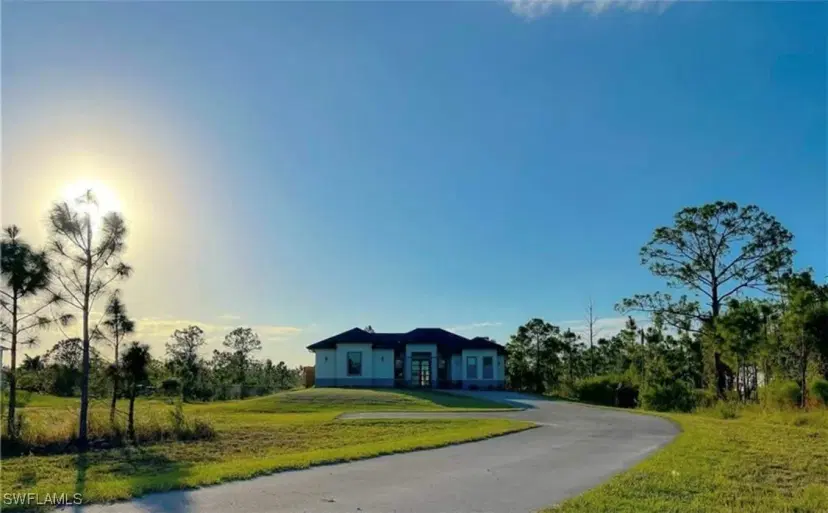 Picture of 5363 Everglades Blvd N, Naples FL 34120