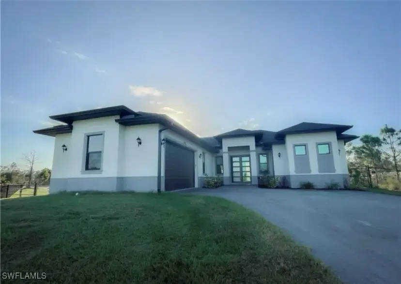 Picture of 5363 Everglades Blvd N, Naples FL 34120
