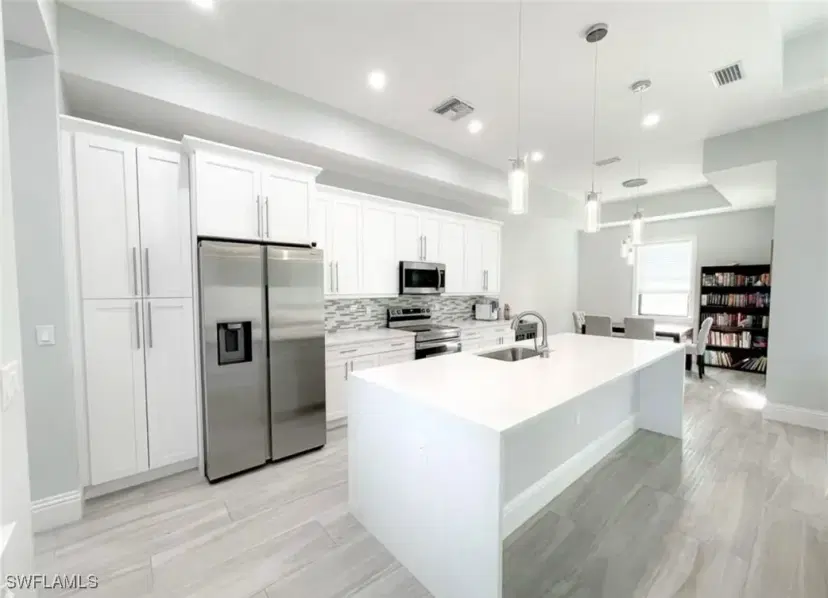 Picture of 5363 Everglades Blvd N, Naples FL 34120