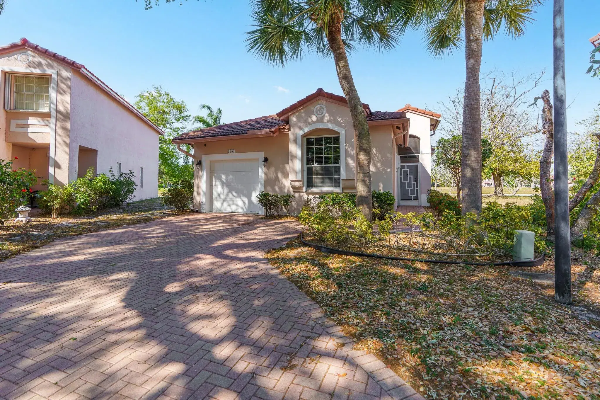 Picture of 3954 NW 63Rd Ter, Coral Springs, FL 33067